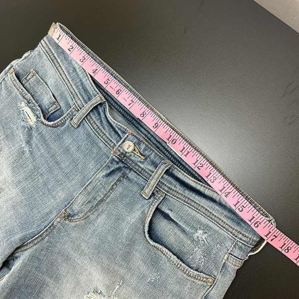 Pilcro and the Letterpress Hyphen Distressed Denim Shorts 28‎ Stretch Comfy